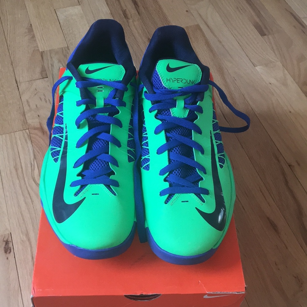 Nike Hyperdunk Low